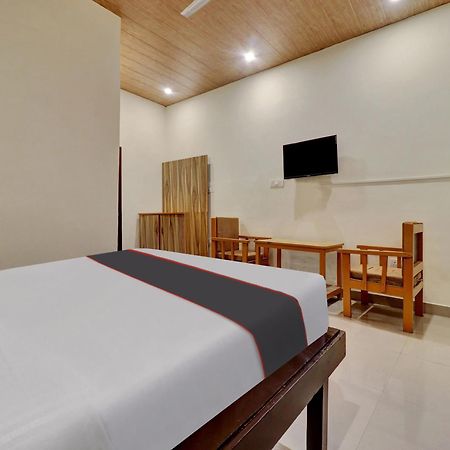 Collection O Shiv Sutra Resorts, Массури Экстерьер фото