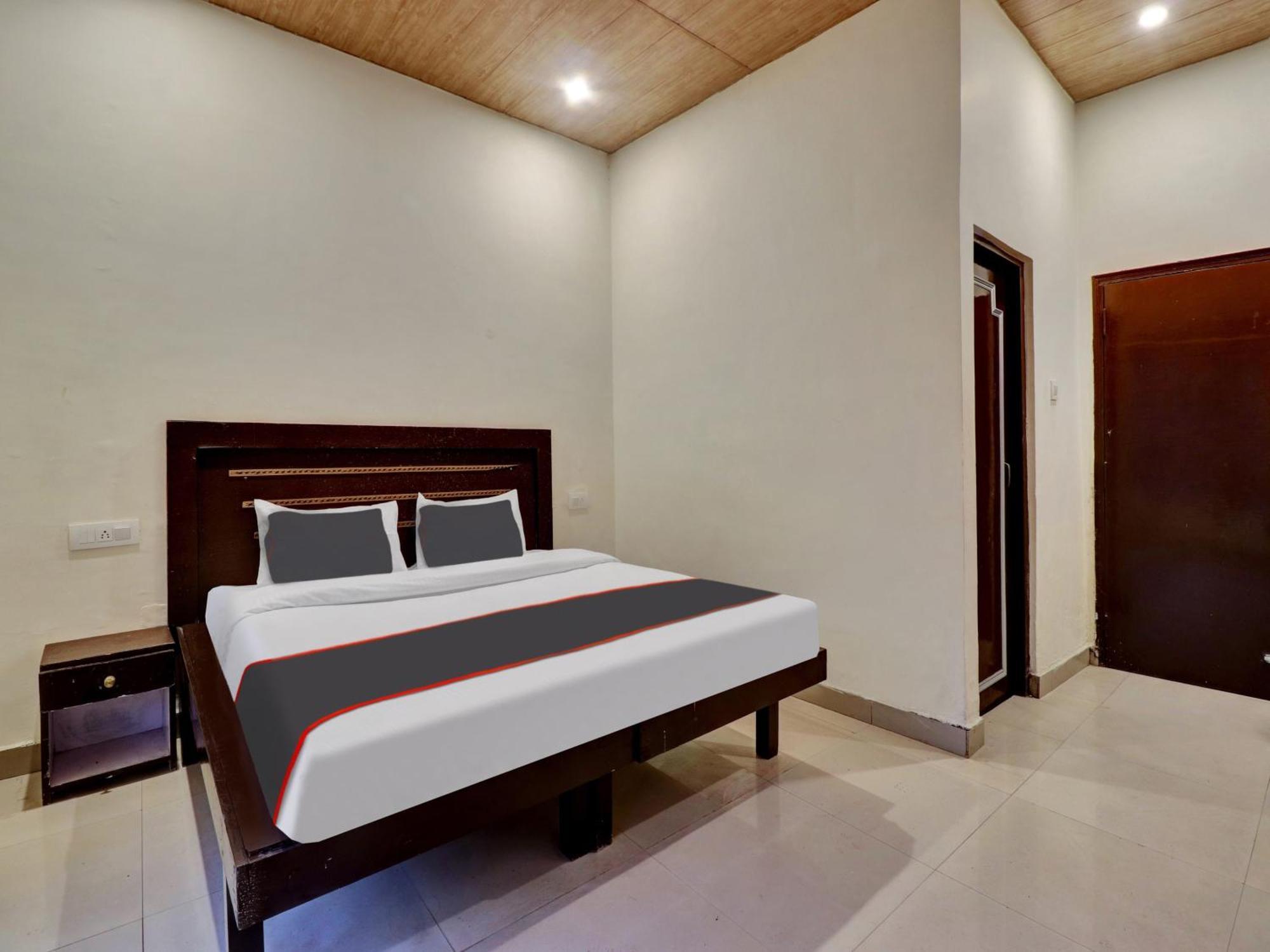 Collection O Shiv Sutra Resorts, Массури Экстерьер фото