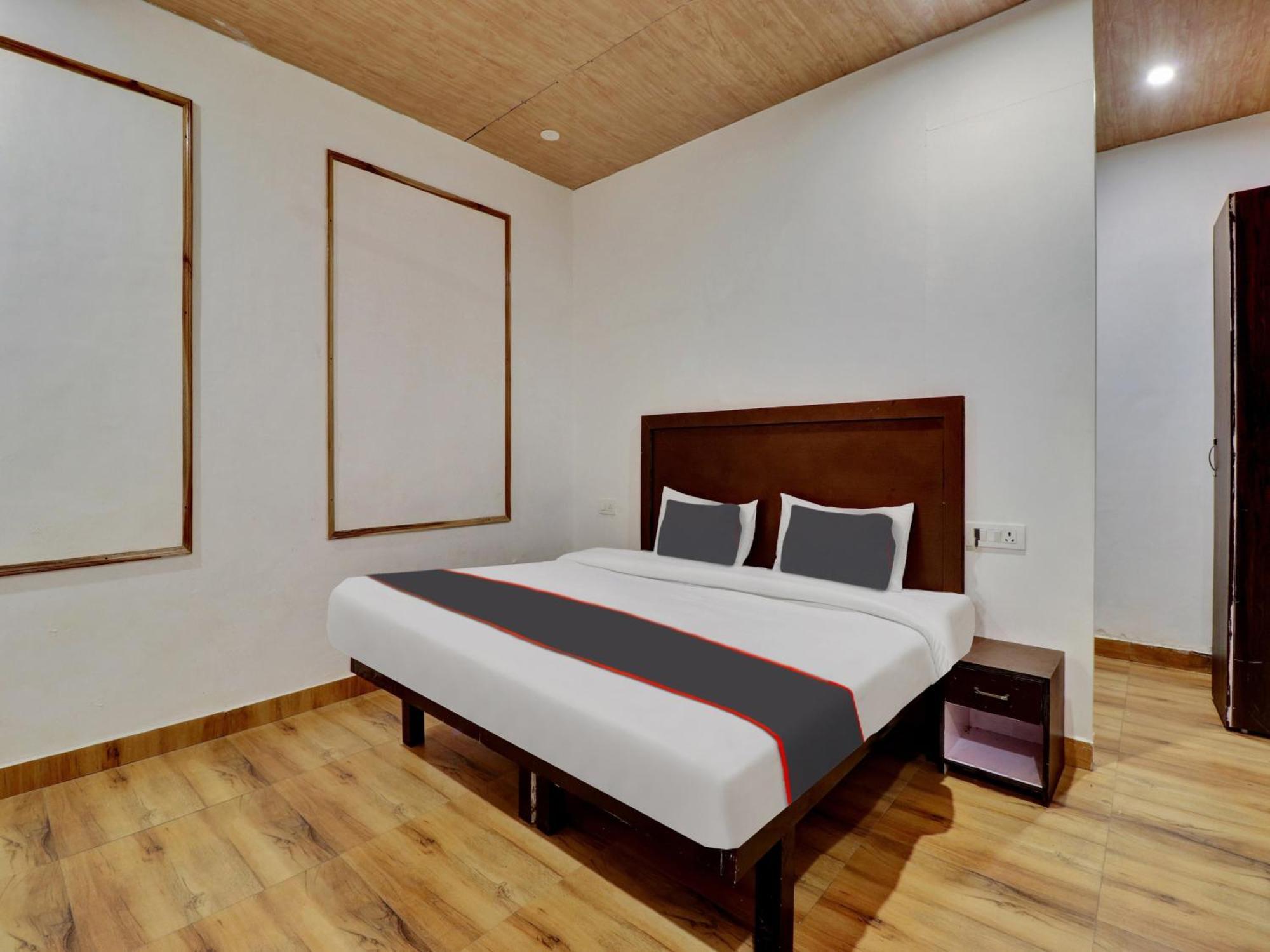 Collection O Shiv Sutra Resorts, Массури Экстерьер фото