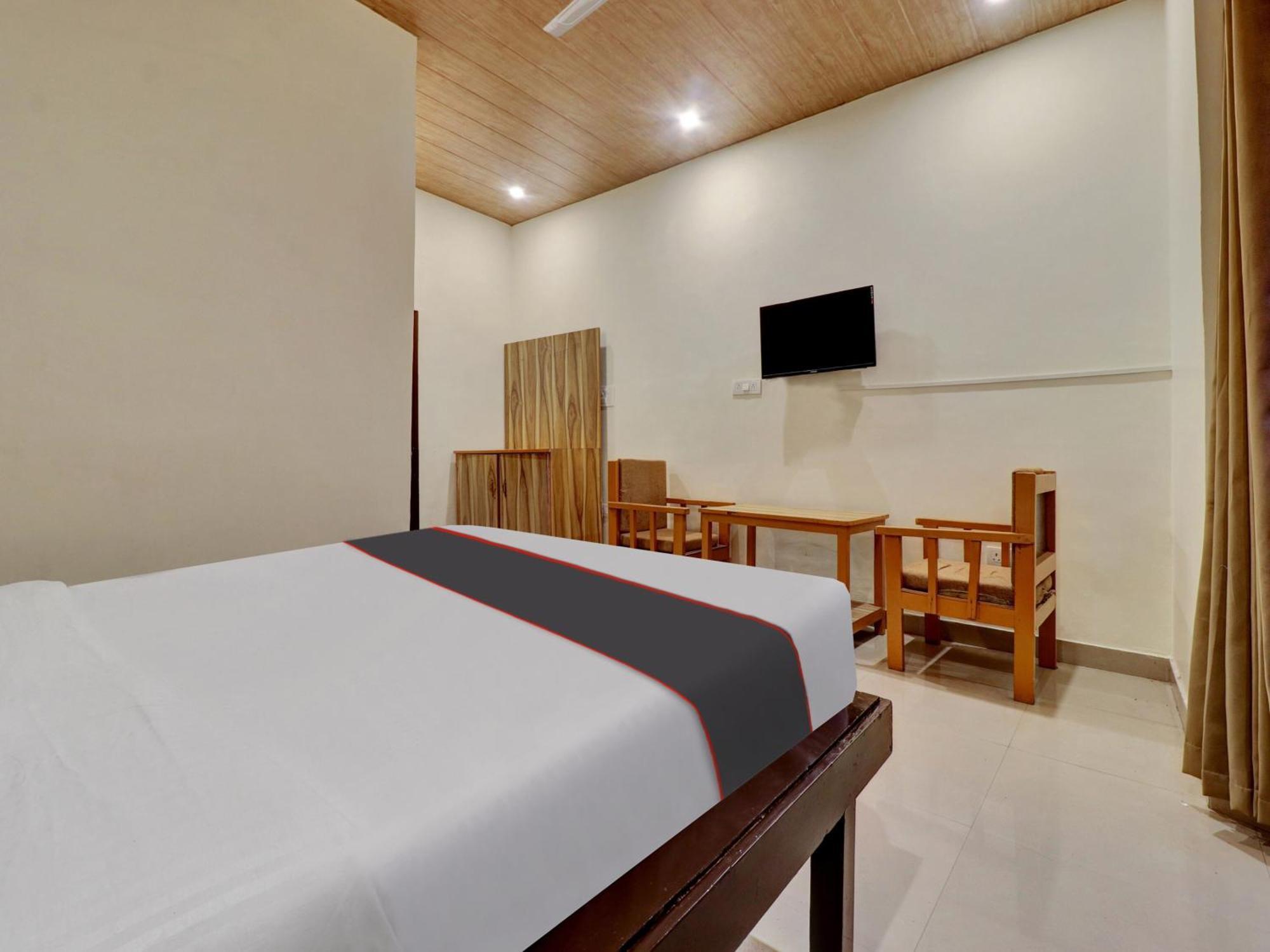 Collection O Shiv Sutra Resorts, Массури Экстерьер фото