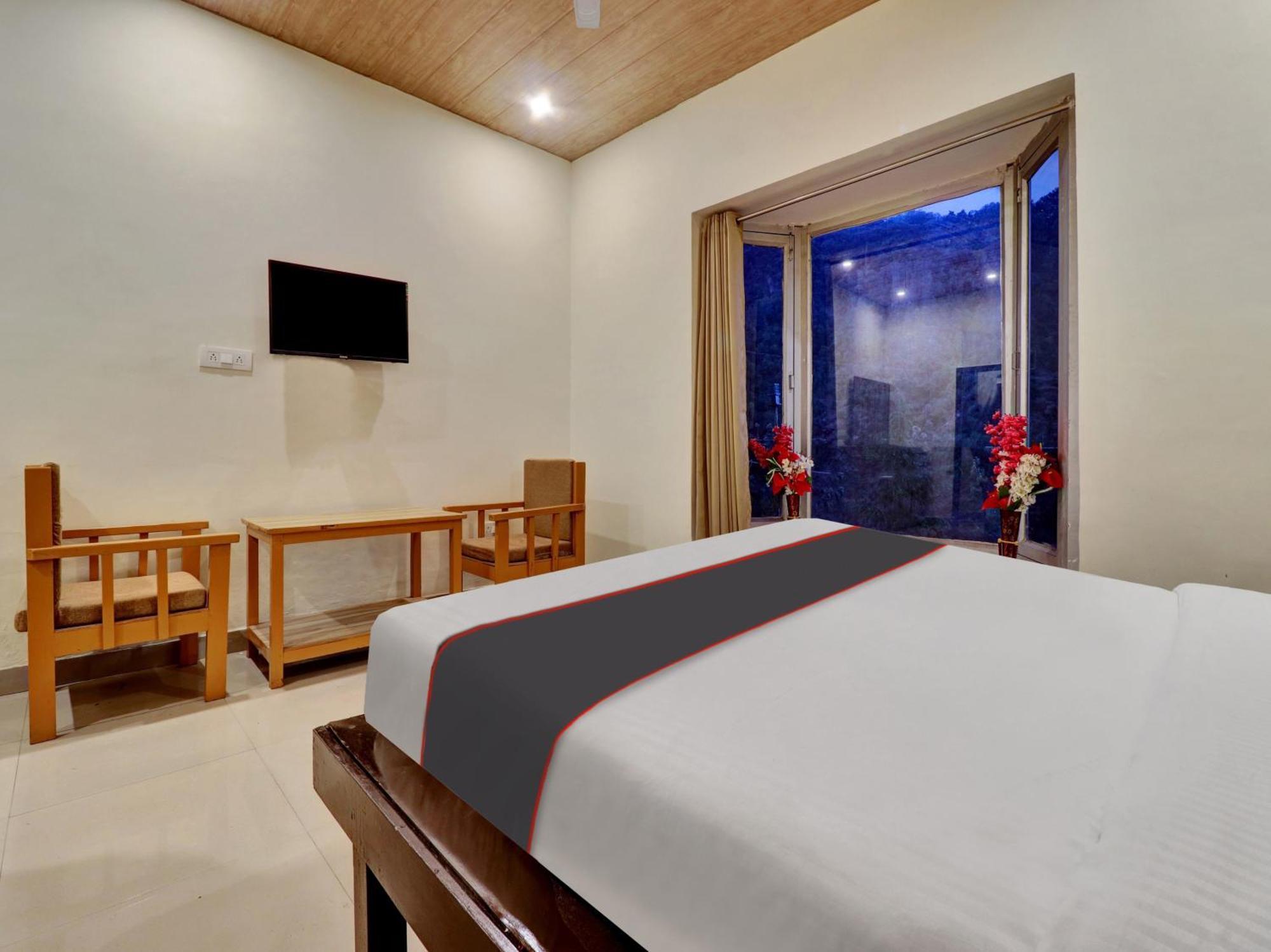 Collection O Shiv Sutra Resorts, Массури Экстерьер фото